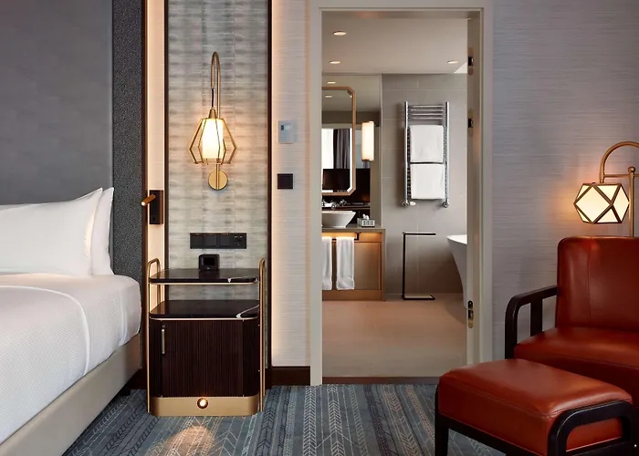 Hilton Park Отель 4*
