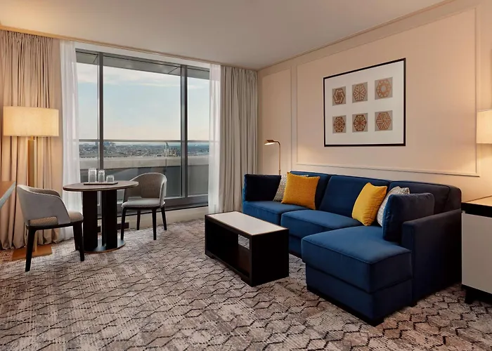 Hilton Park Отель