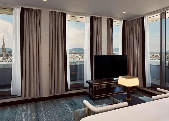 Hilton Park 4*
