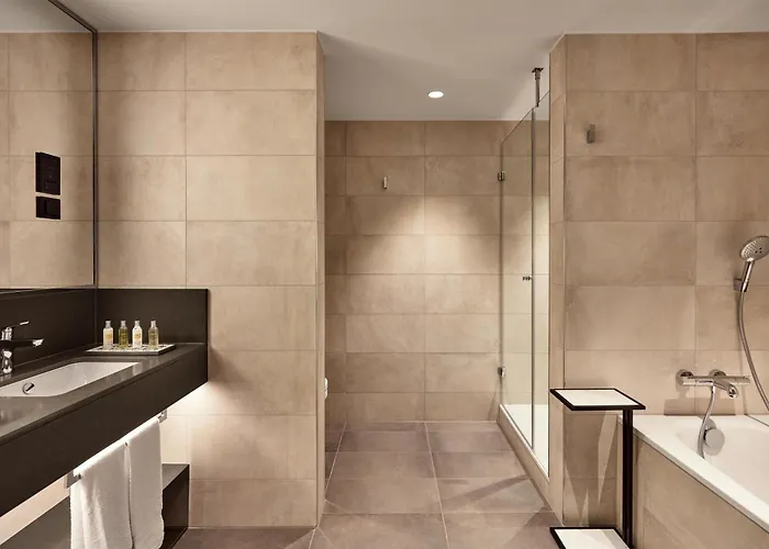 Hotel Hilton Park 4*